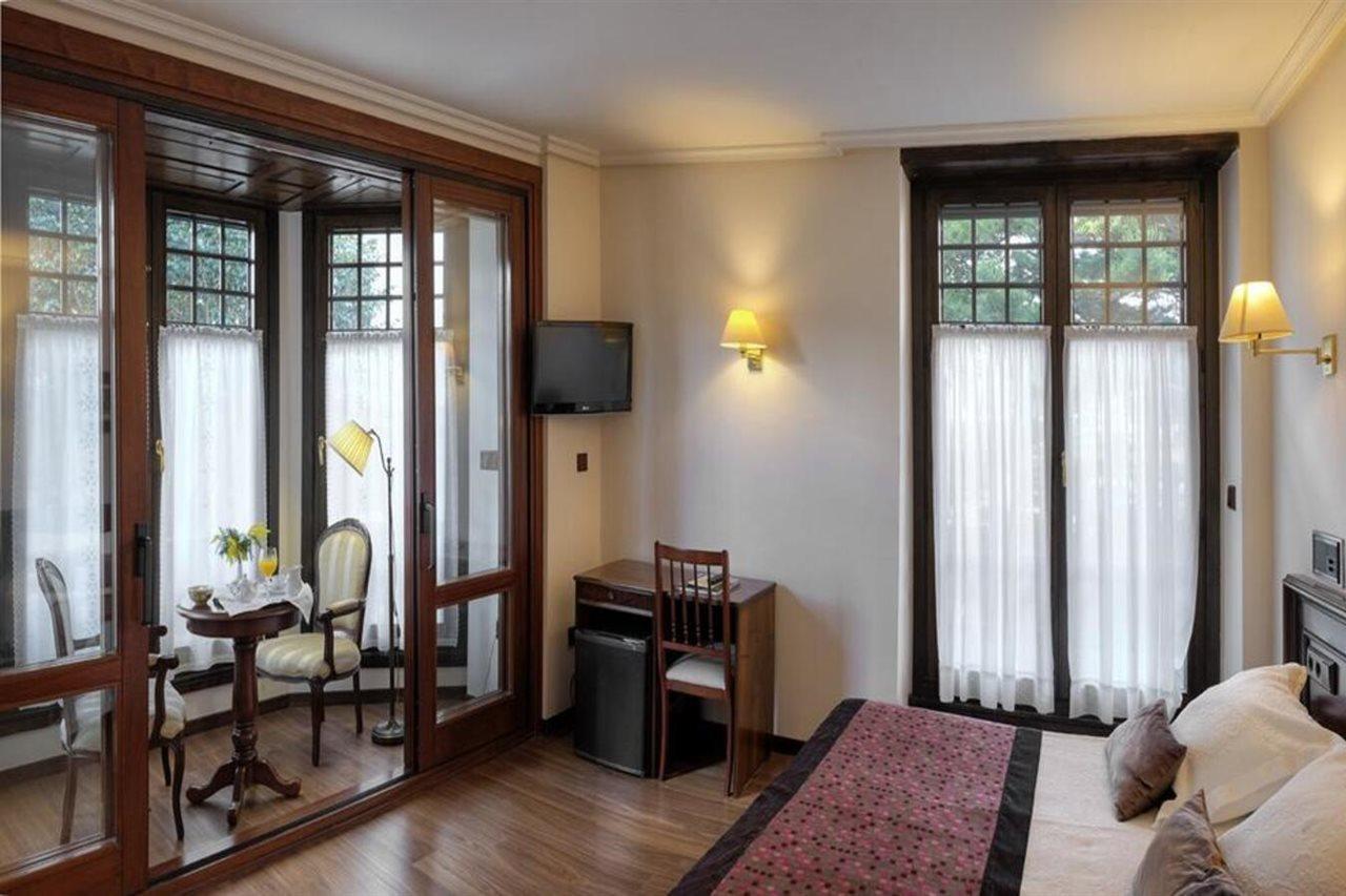 Palacio Arias 나비아 외부 사진