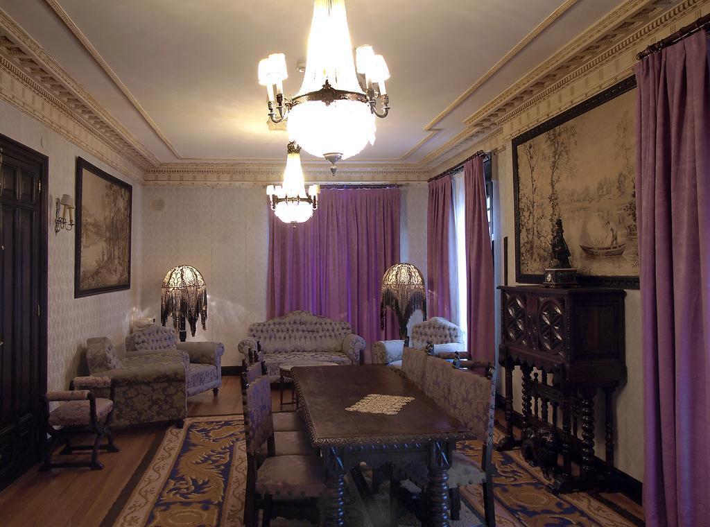 Palacio Arias 나비아 외부 사진
